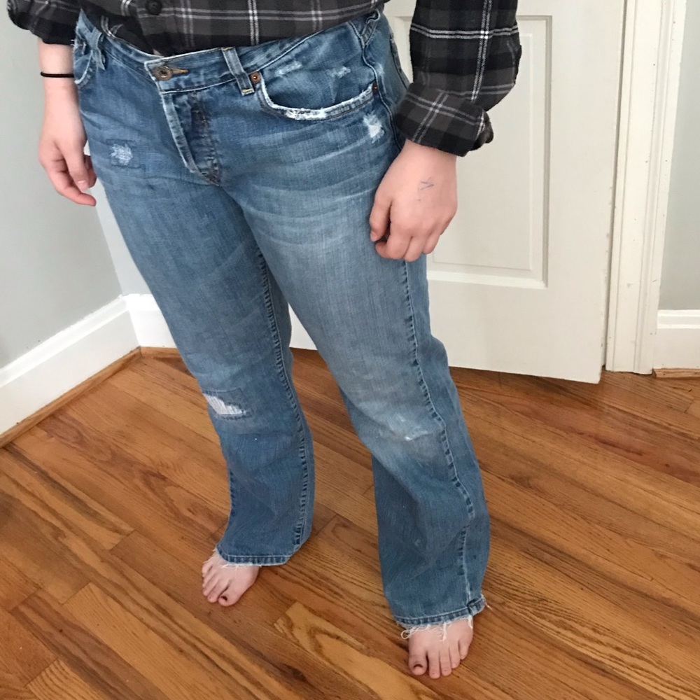 Vintage Lucky Distressed Wide Leg Jeans 👖